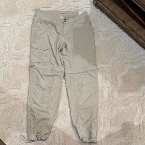 Columbia Women’s Beige Convertible Pants Sz 12